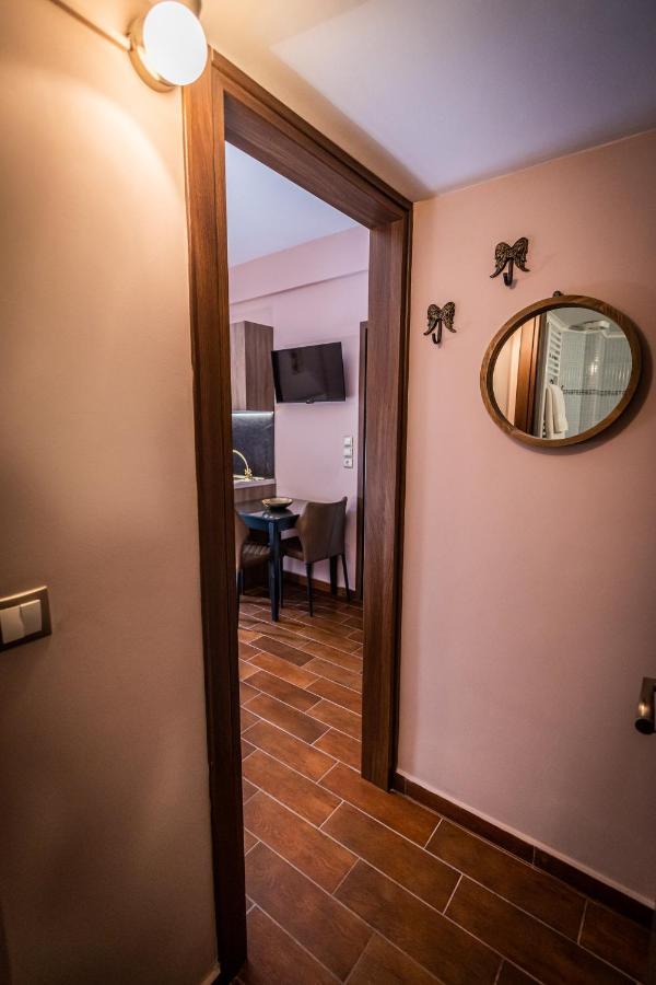Maron Apartment Kalavryta Exterior photo