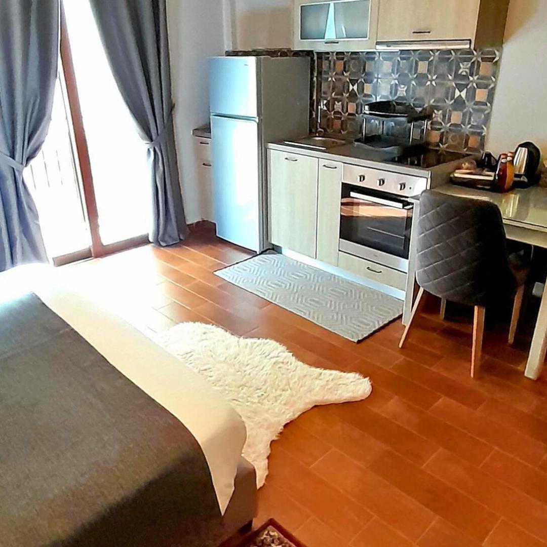 Maron Apartment Kalavryta Exterior photo